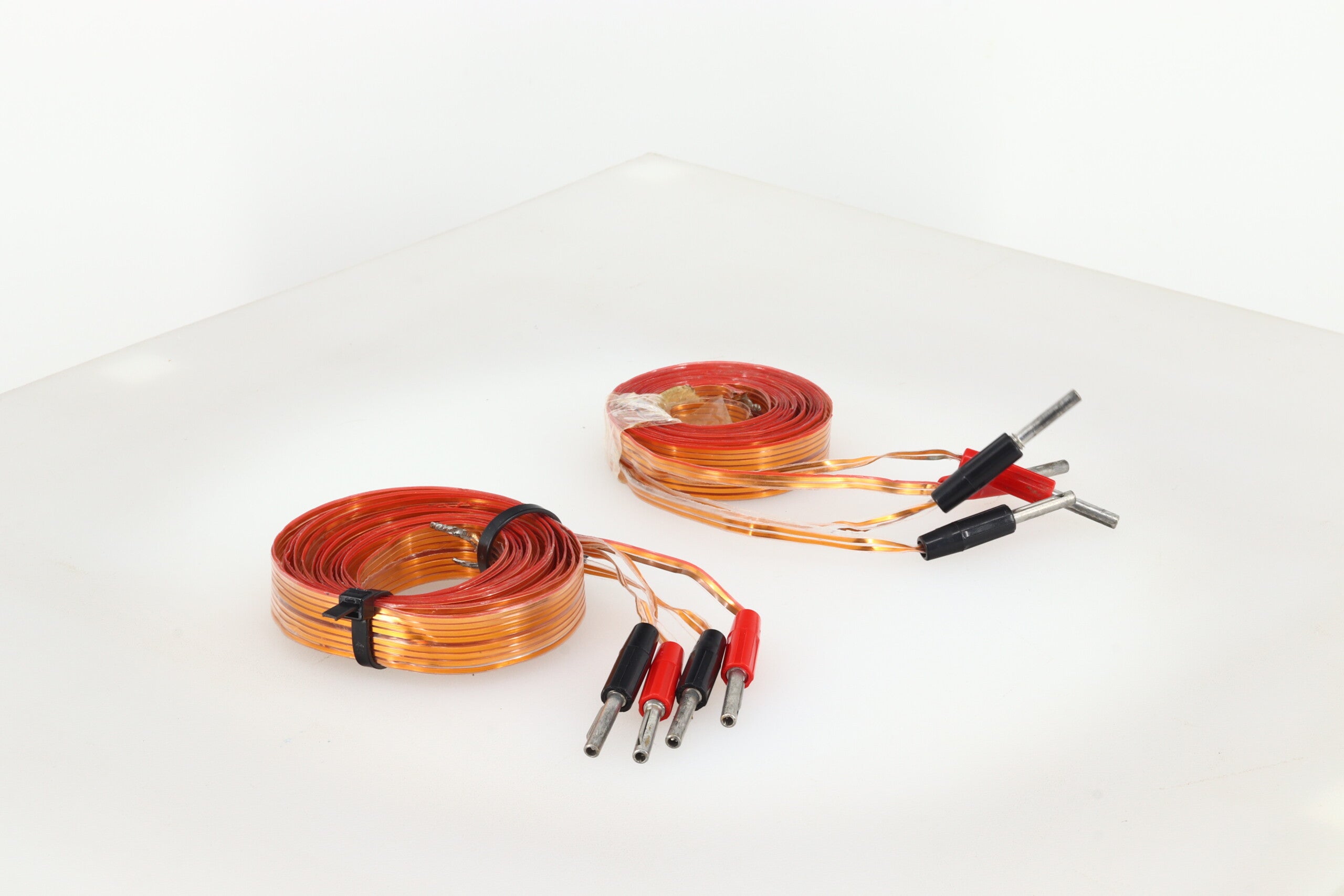 Nordost Flatline Speaker Cables 2.5m Pair – 2ndhandhifi.co.uk