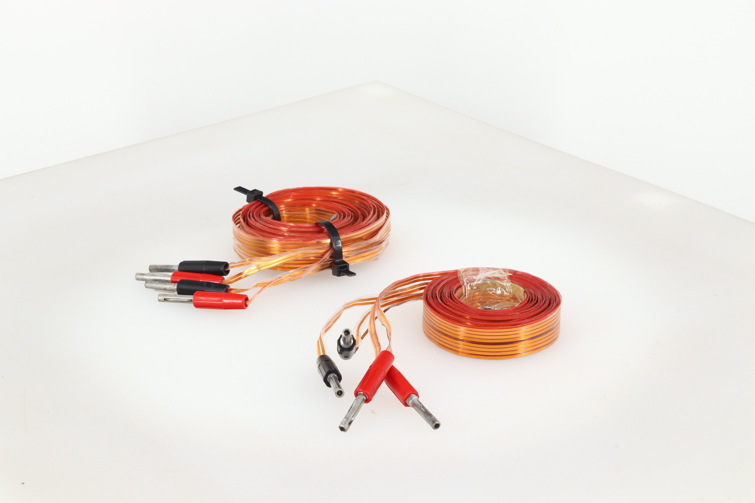 Nordost Flatline Speaker Cables 2.5m Pair – 2ndhandhifi.co.uk