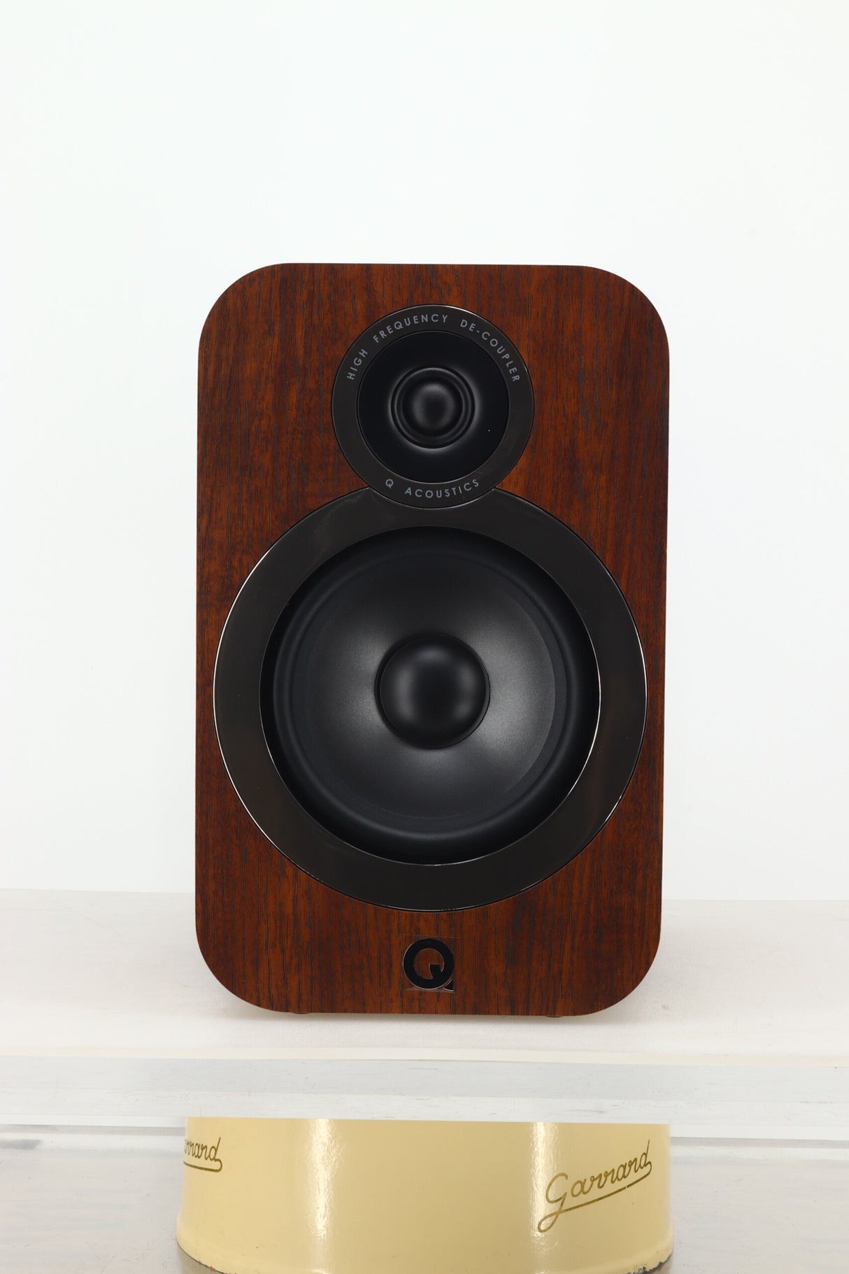 Q Acoustics 3030i Standmount Speakers - Walnut