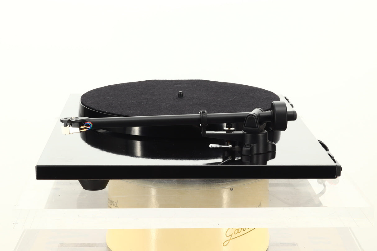Rega Planar 1 Turntable - Black