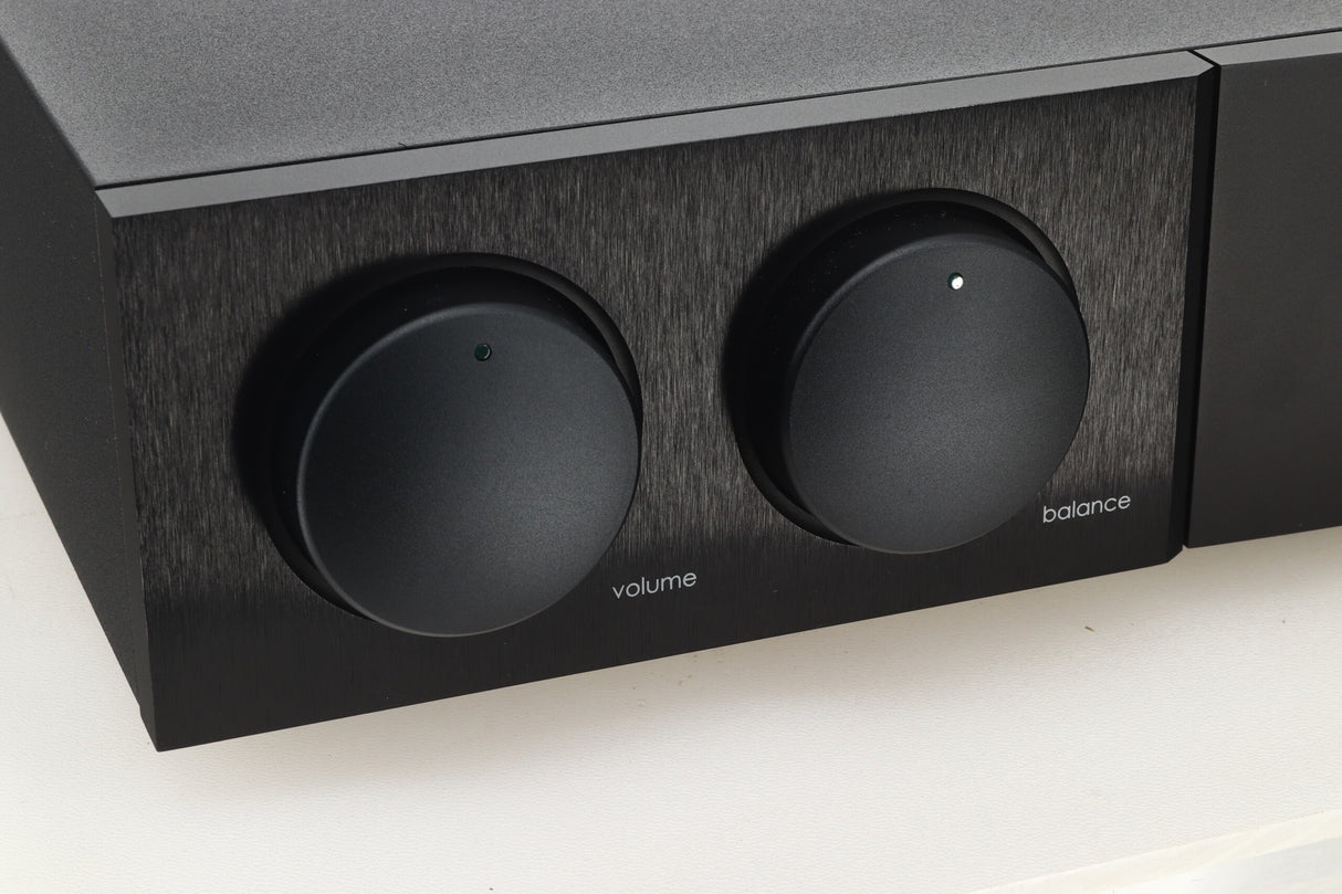 Naim NAC 282 Pre Amplifier / NAPSC Power Supply (2016)