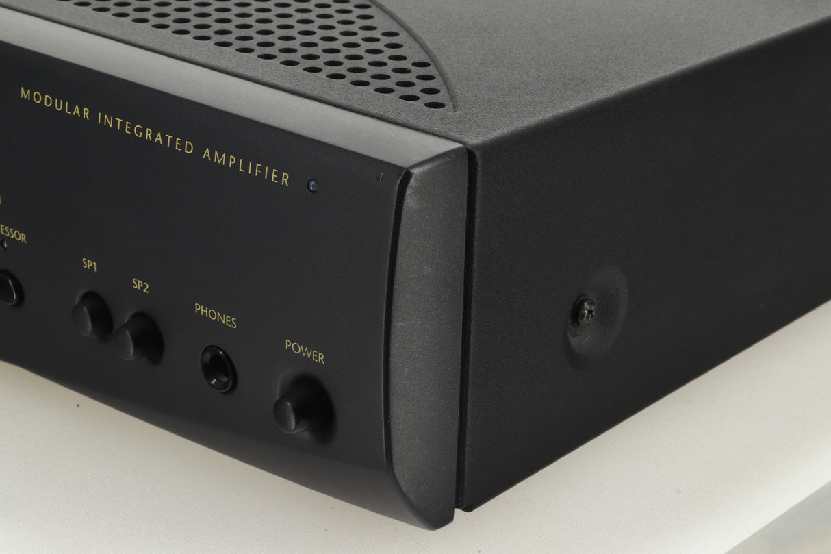 Arcam Alpha 10 Integrated Amplifier (with Phono)
