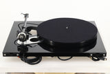 Rega RP8 Turntable / Apheta 2 Cartridge - Black