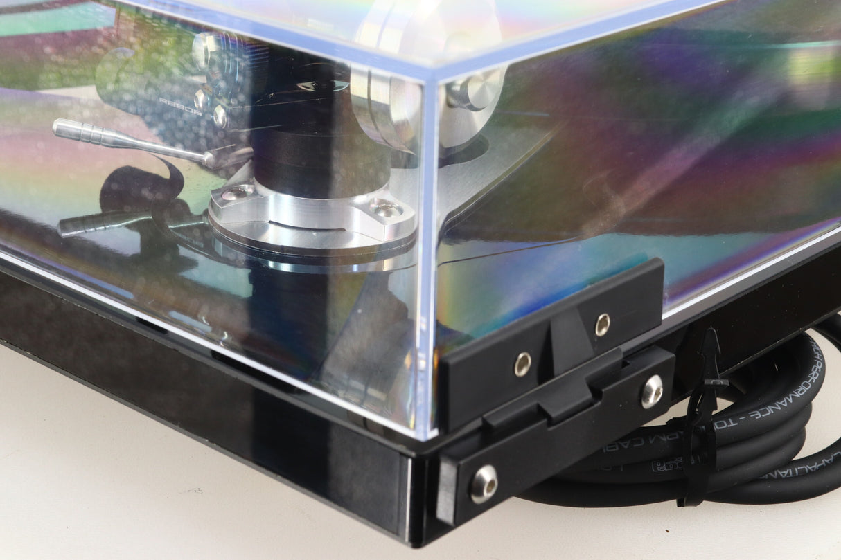 Rega RP8 Turntable / Apheta 2 Cartridge - Black