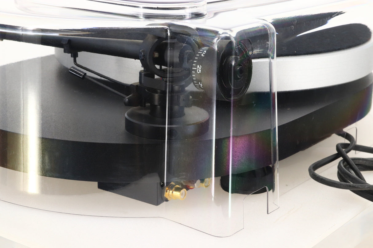 Pro-Ject RPM 4 Turntable