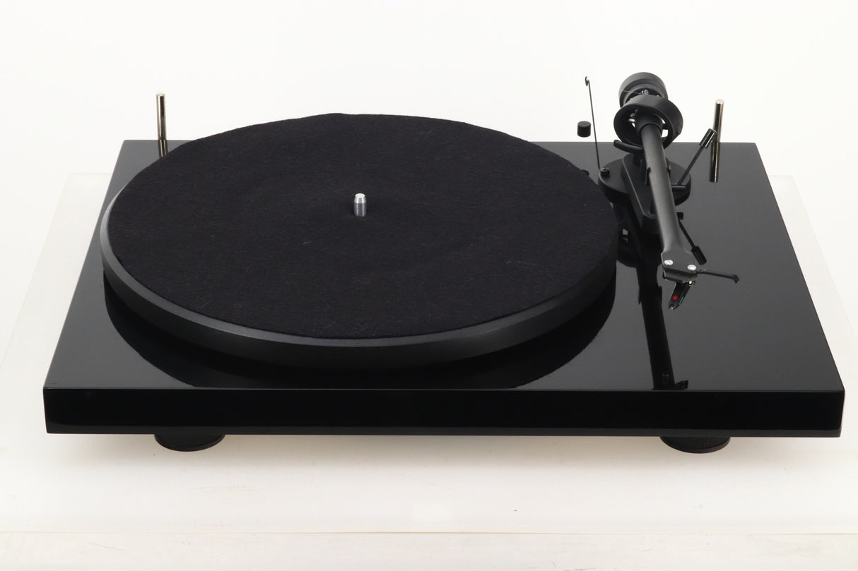 Pro-Ject Debut III SE Turntable - Black