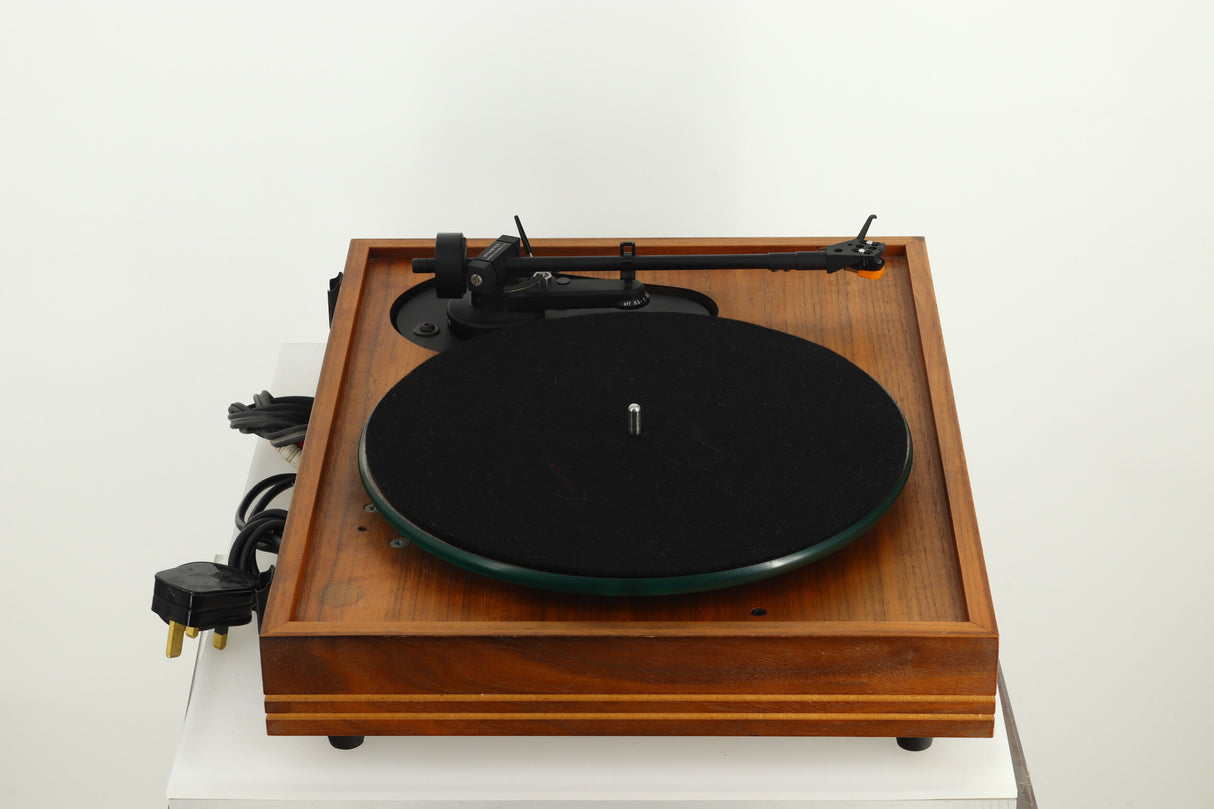 Systemdek IIX Turntable / Linn Basik Plus Tonearm / AT-VM95EN Cartridge - Oak
