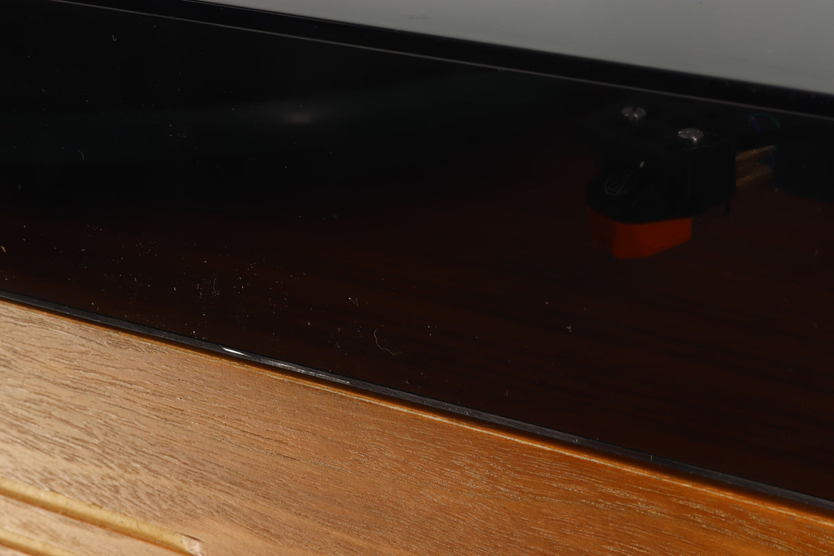 Systemdek IIX Turntable / Linn Basik Plus Tonearm / AT-VM95EN Cartridge - Oak