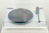 Rega Planar 2 Turntable - White