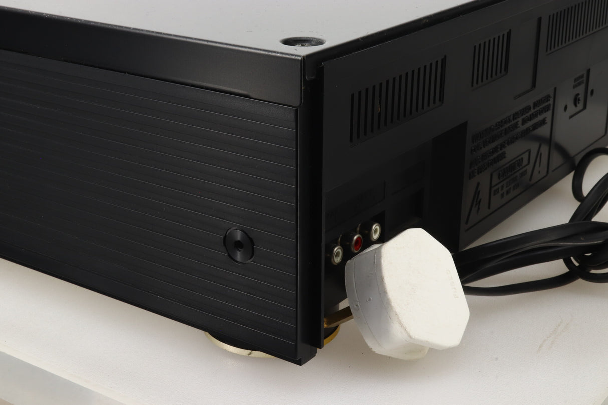 Denon DRM-700 3 Head Cassette Deck