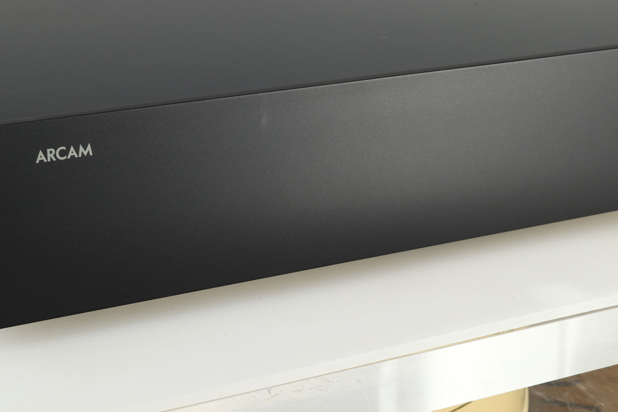 Arcam DiVA P75 Power Amplifier - Black