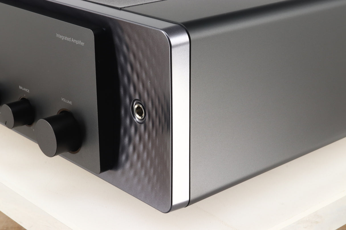 Marantz Model 30 Integrated Amplifier - Black