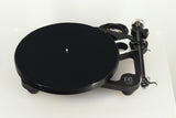 Rega Planar 8 Turntable / Apheta 2 Cartridge