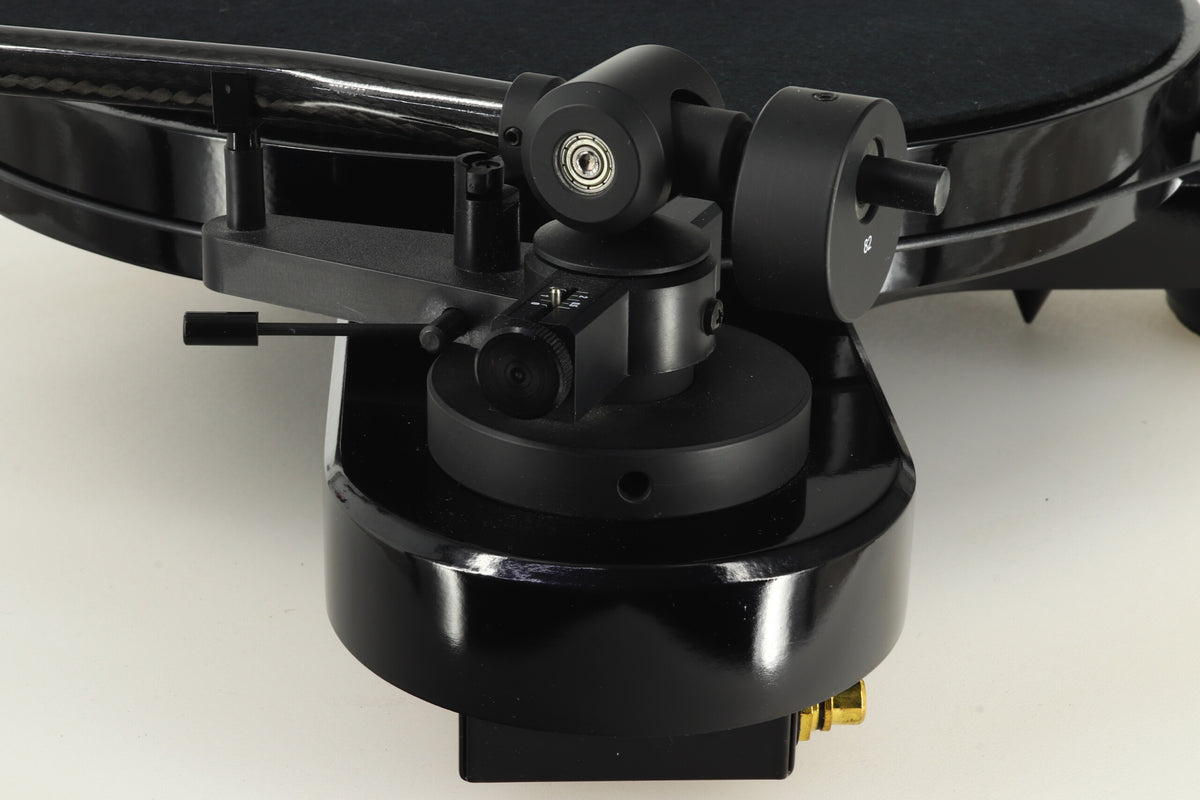Project Rpm1 Pro-Ject RPM1 Carbon DC Turntable - Piano Black – 2ndhandhifi.co.uk