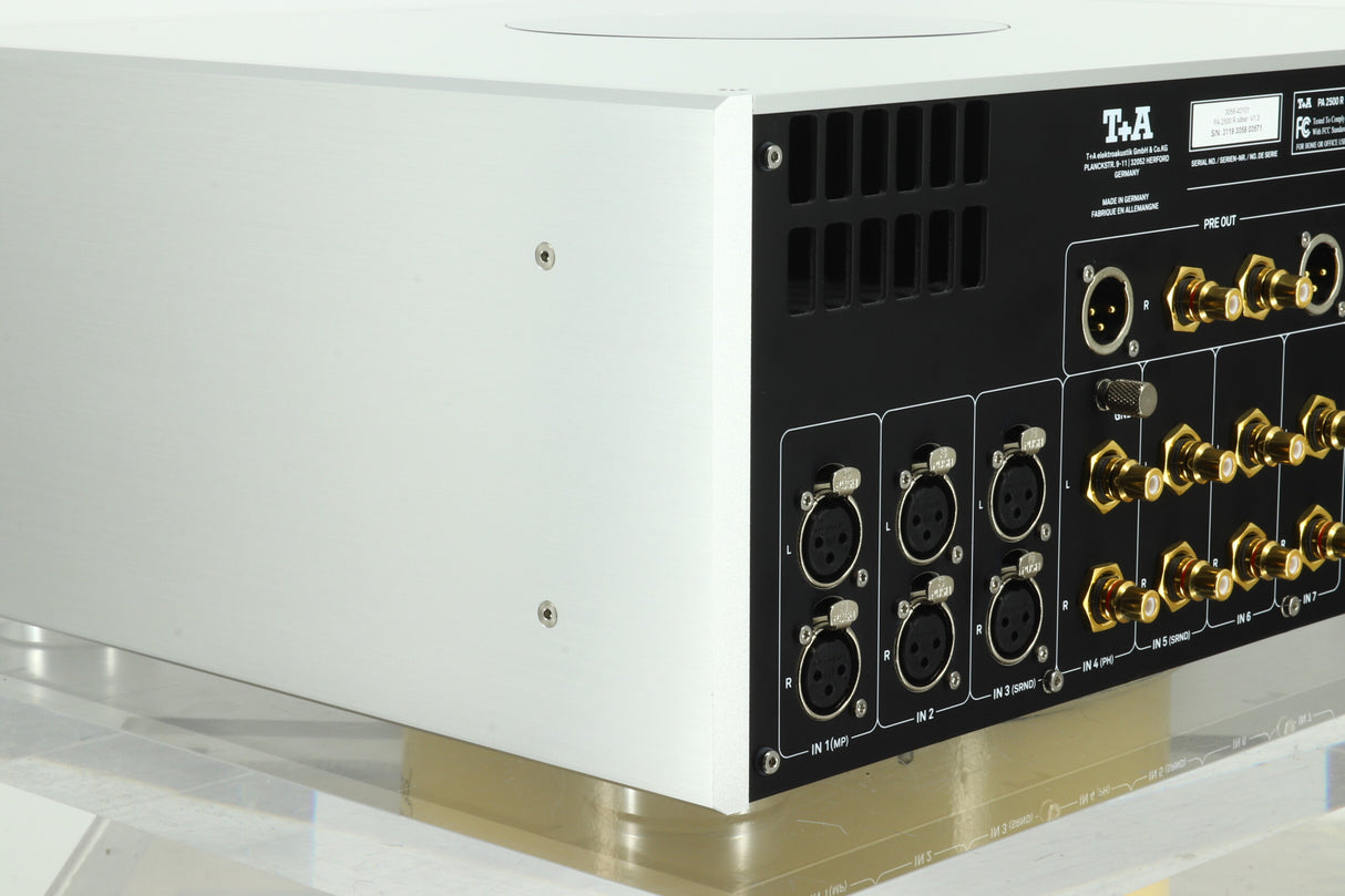 T+A PA2500 R Integrated Amplifier