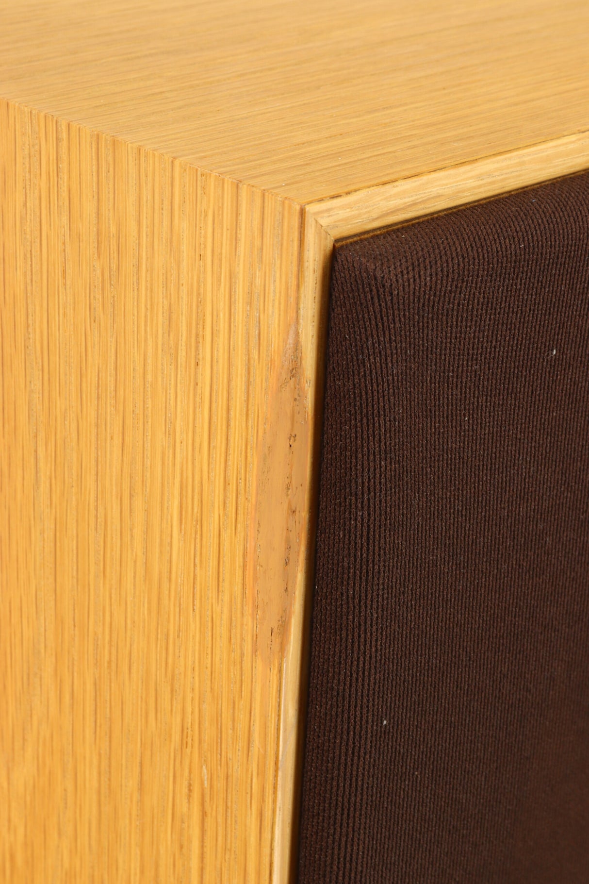 Diamond Acoustics Reference 3 Floorstanding Speakers - Light Wood