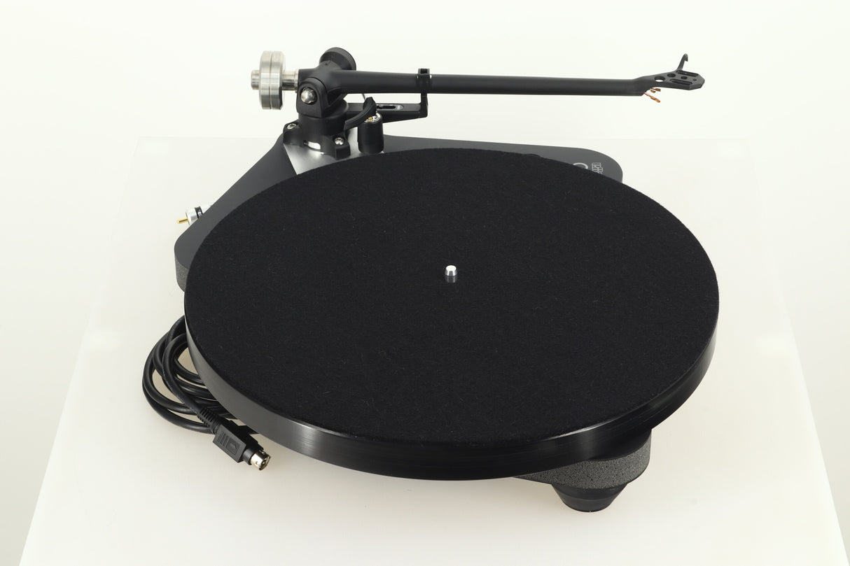 Rega Planar 8 Turntable - Polaris Grey