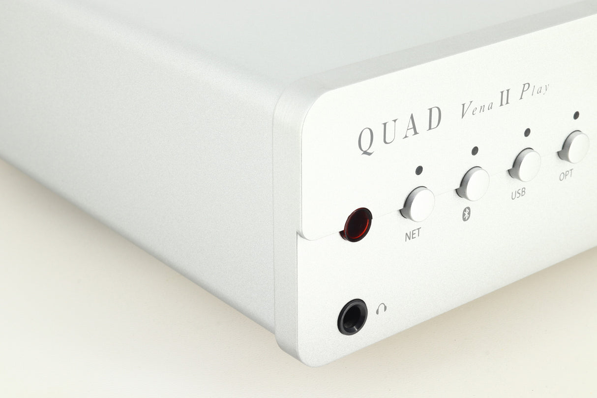 Quad Vena II Play Integrated Amplifier - Silver