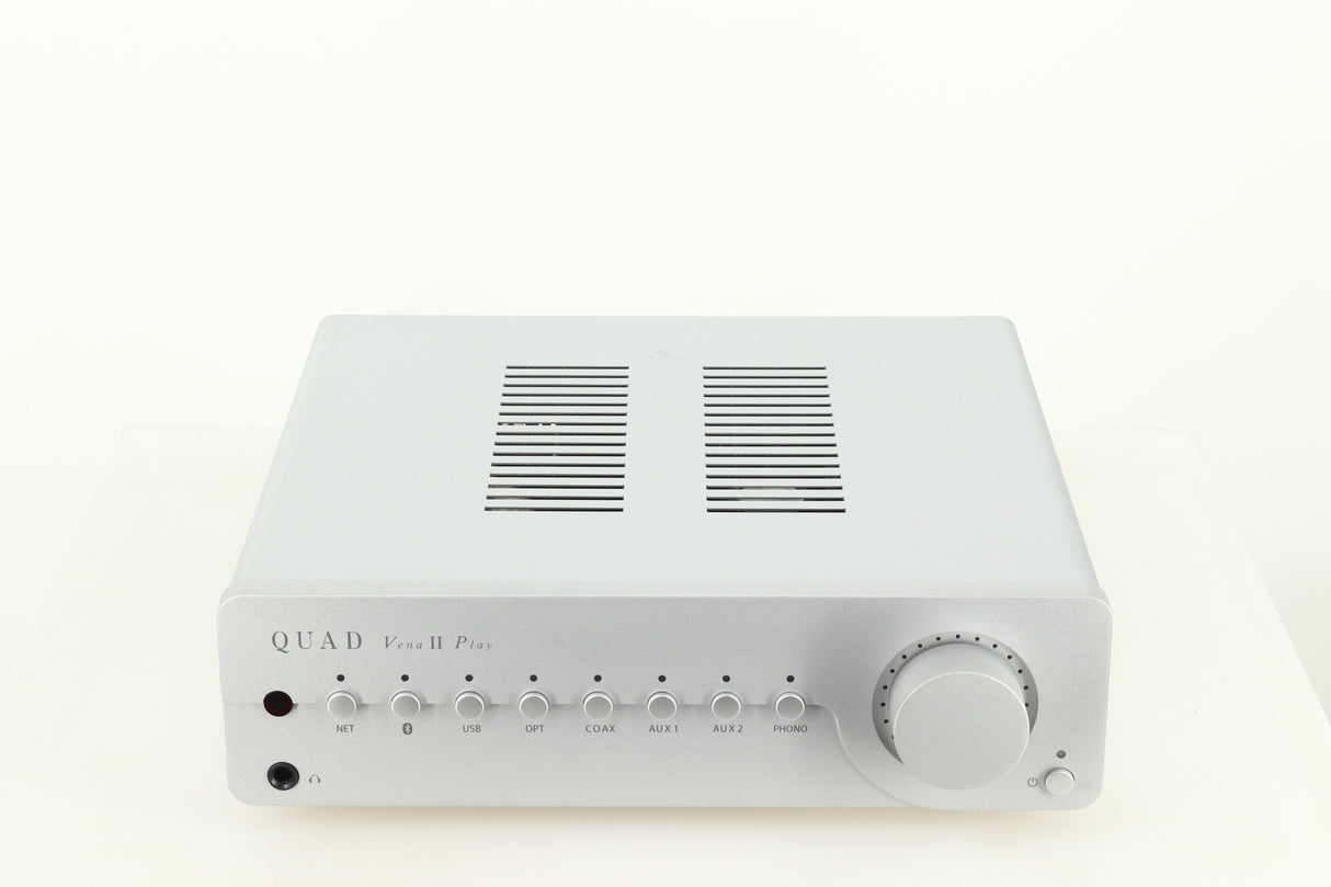 Quad Vena II Play Integrated Amplifier - Silver