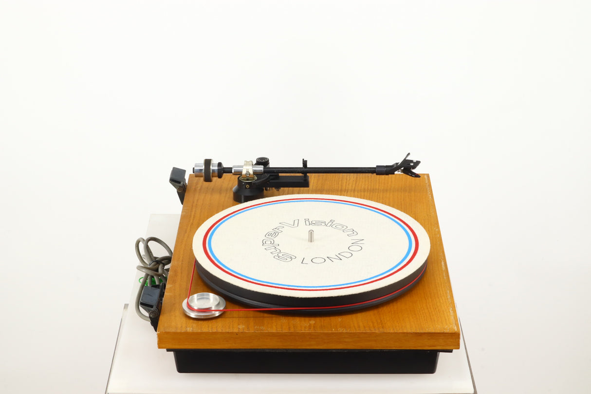 The Oak Turntable