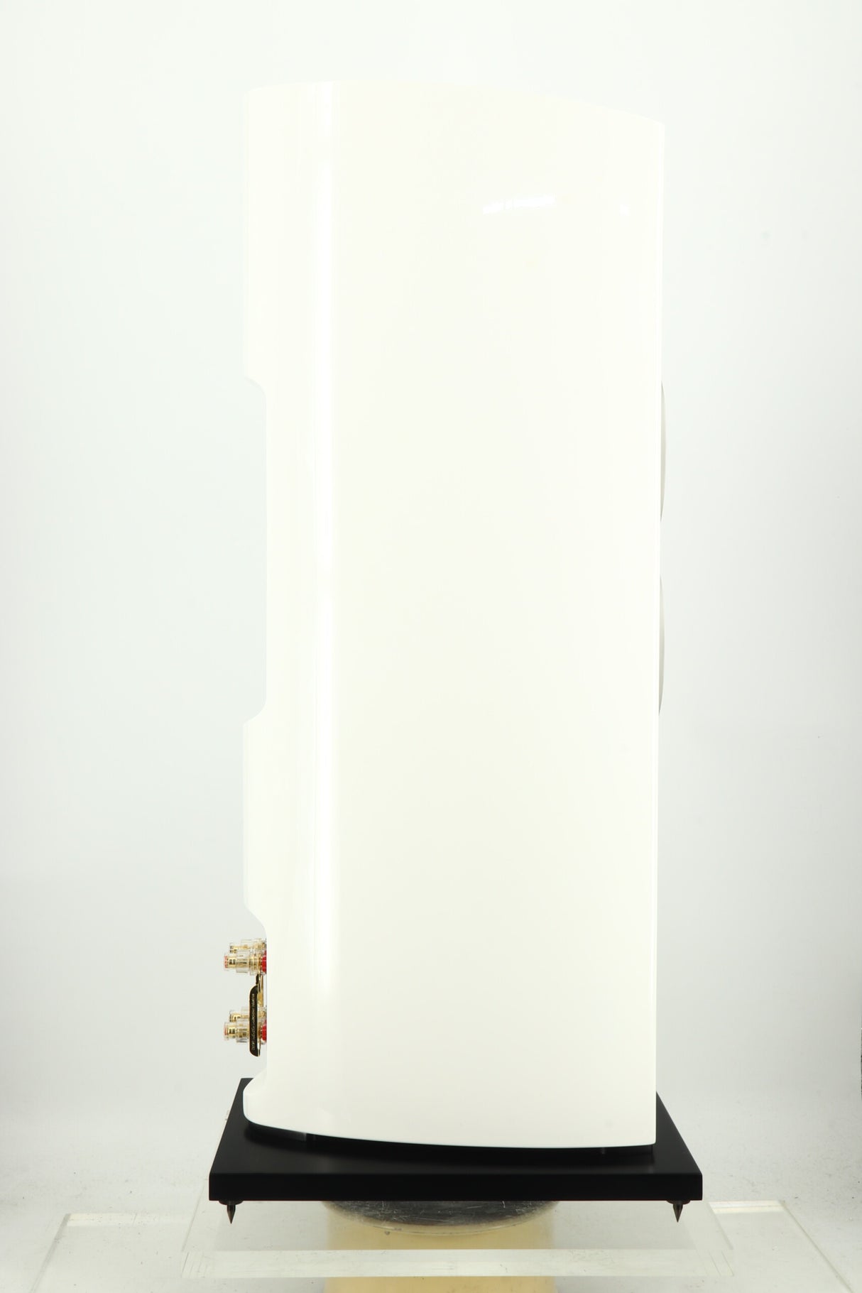 Dali Epicon 6 Floorstanding Speakers - White