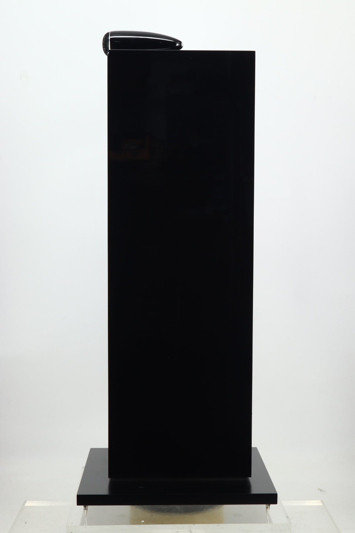 B&W 702 S2 Floorstanding Speakers - Black Gloss (Ex Demo)