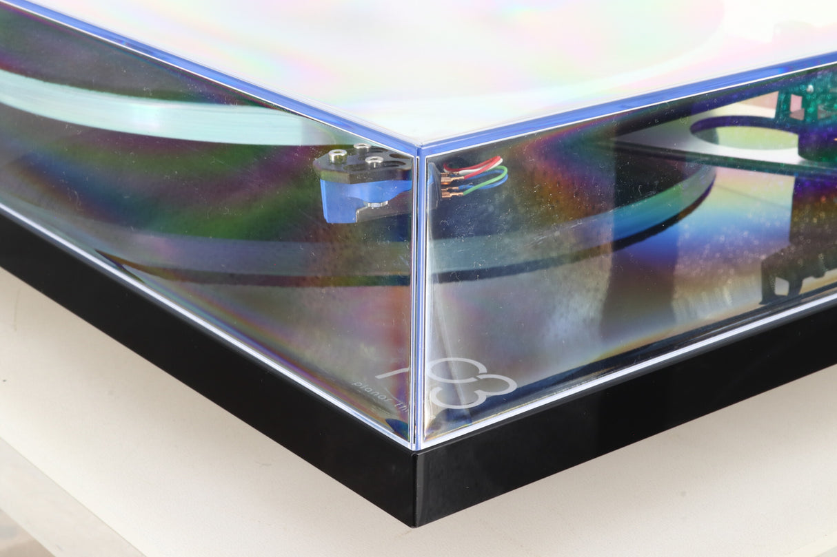 Rega Planar 3 Turntable - Black / Elys Cartridge