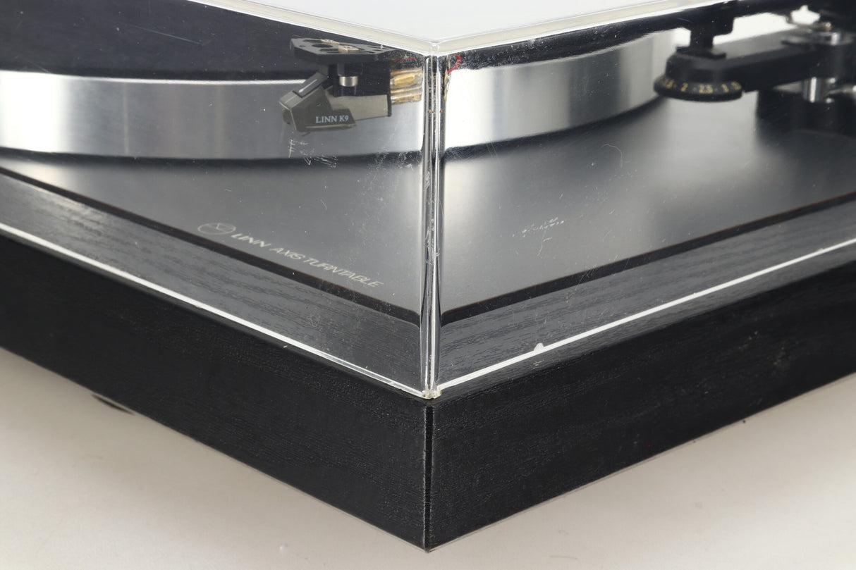 Linn Axis Turntable / Basik Plus Tonearm / K-9 Cartridge