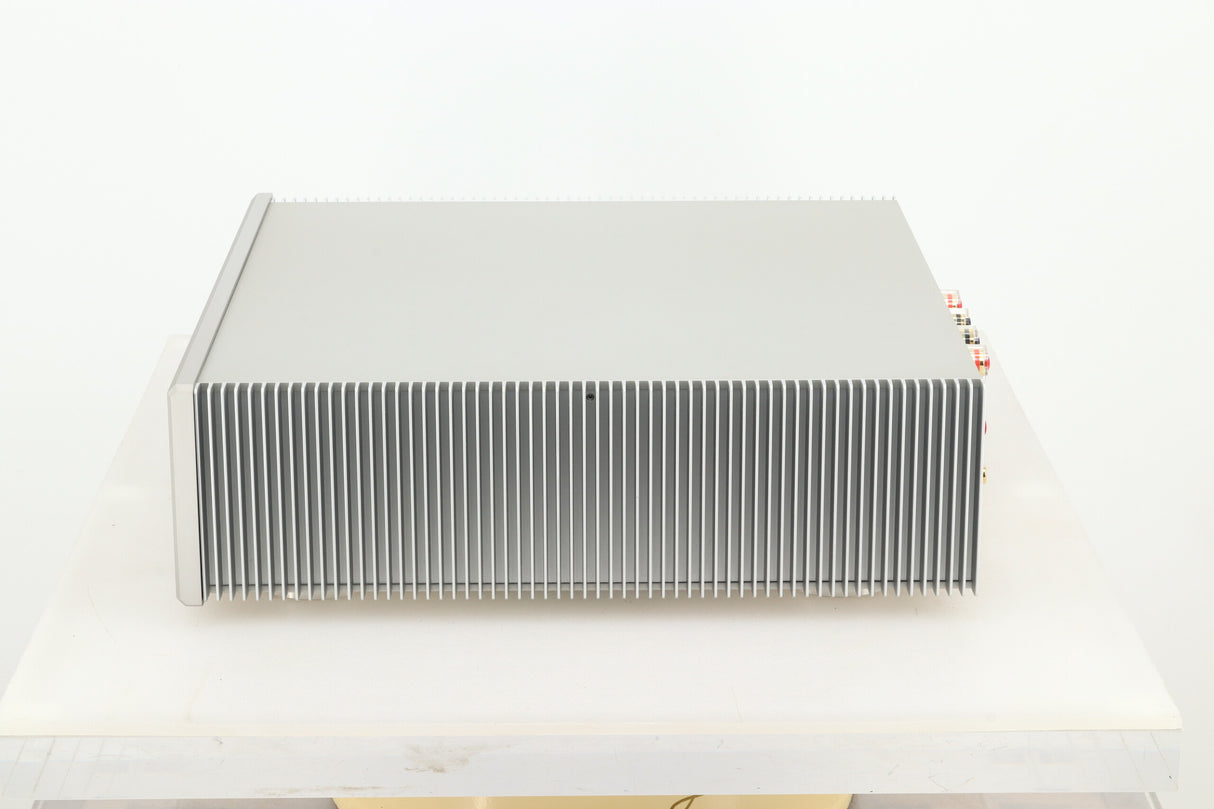 T+A A200 Power Amplifier - Silver
