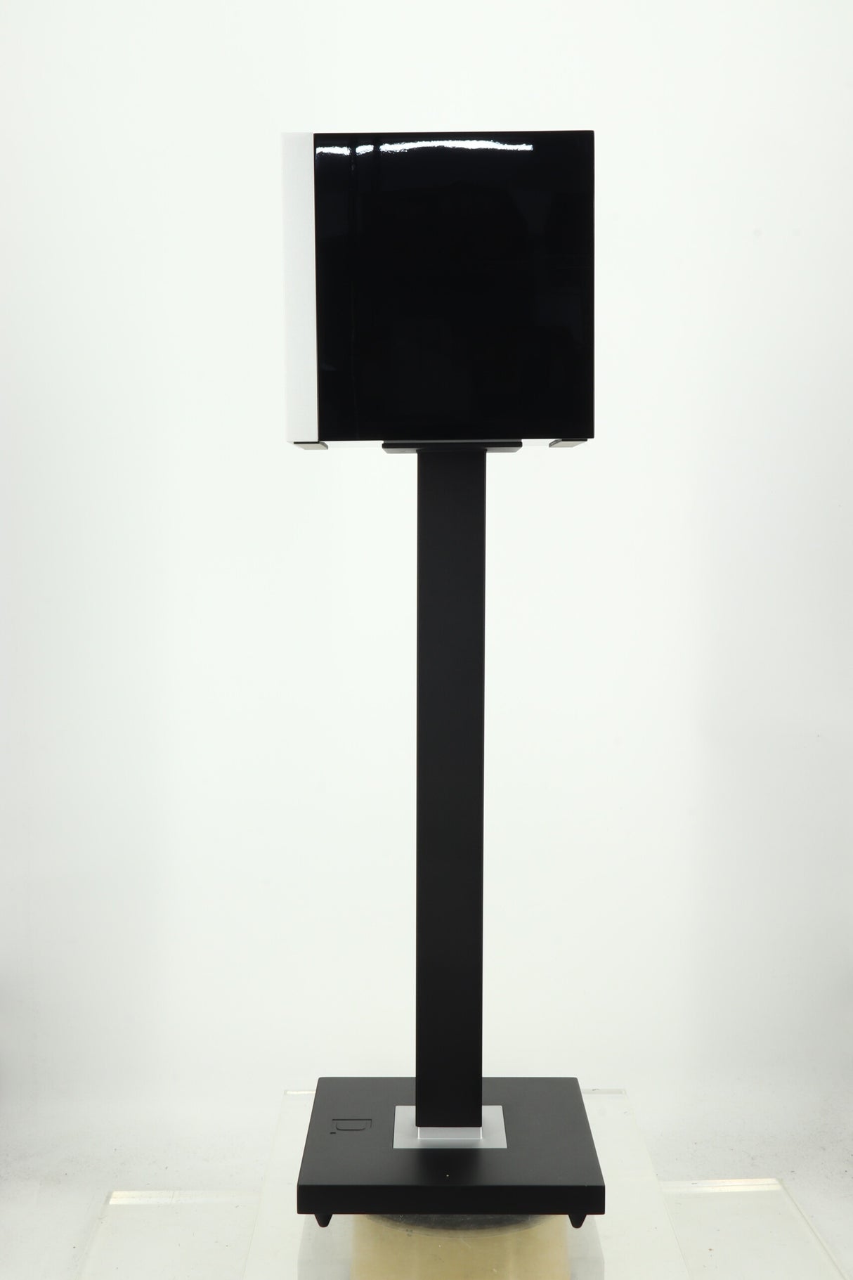 Definitive Technology Demand D9 Loudspeakers - Black c/w Stands