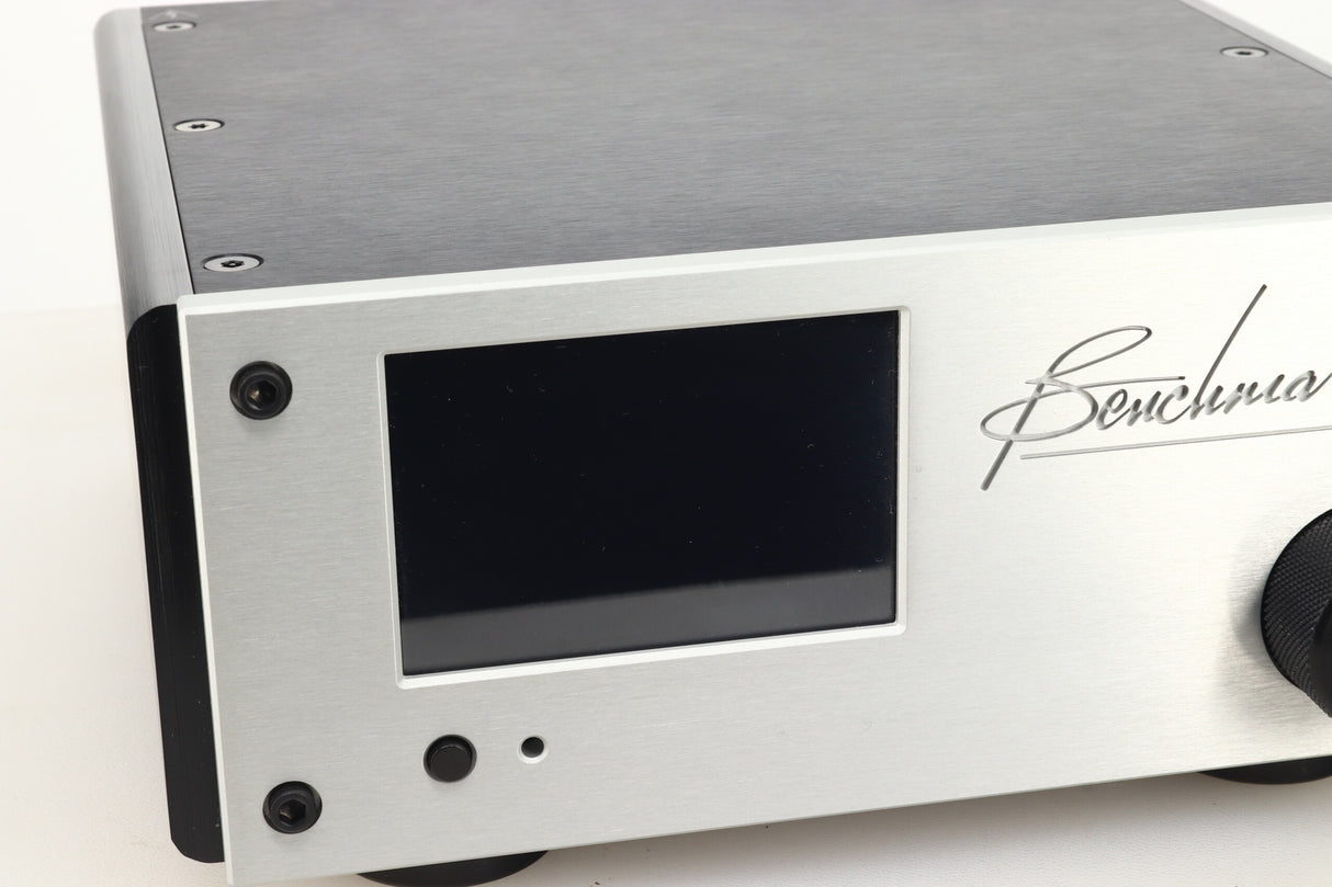 Benchmark LA4 Pre Amplifier - Silver