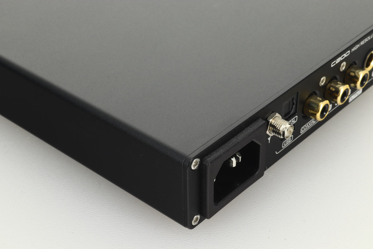 SMSL C200 Digital To Analogue Converter / Headphone Amplifier