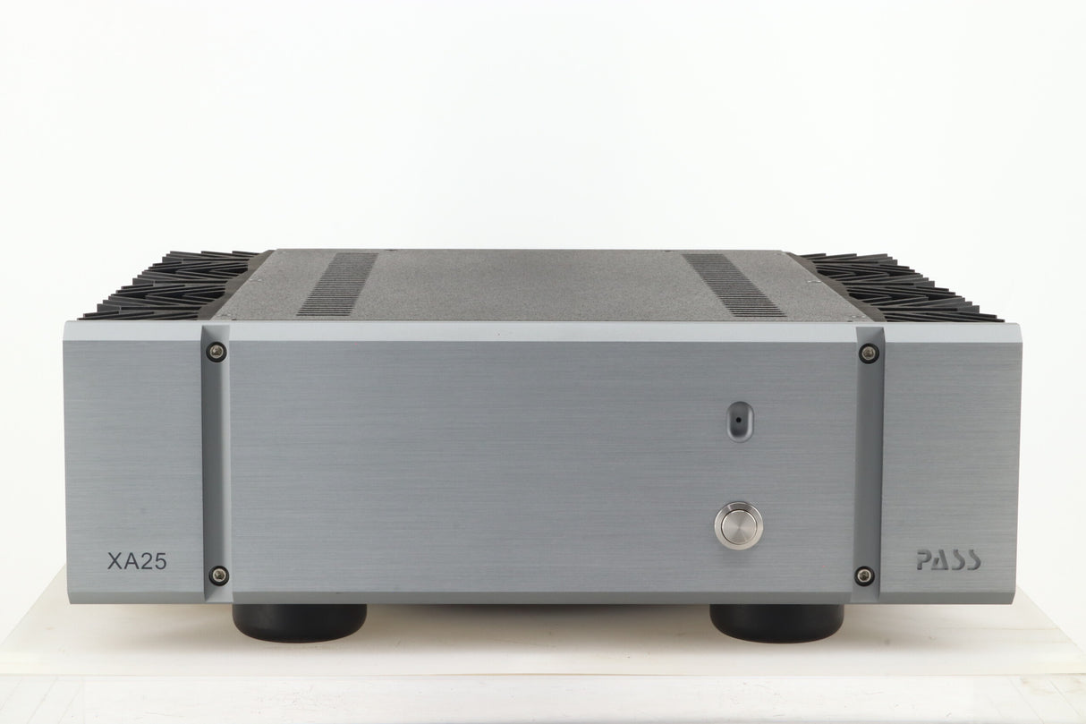 Pass Labs XA25 Power Amplifier - Silver