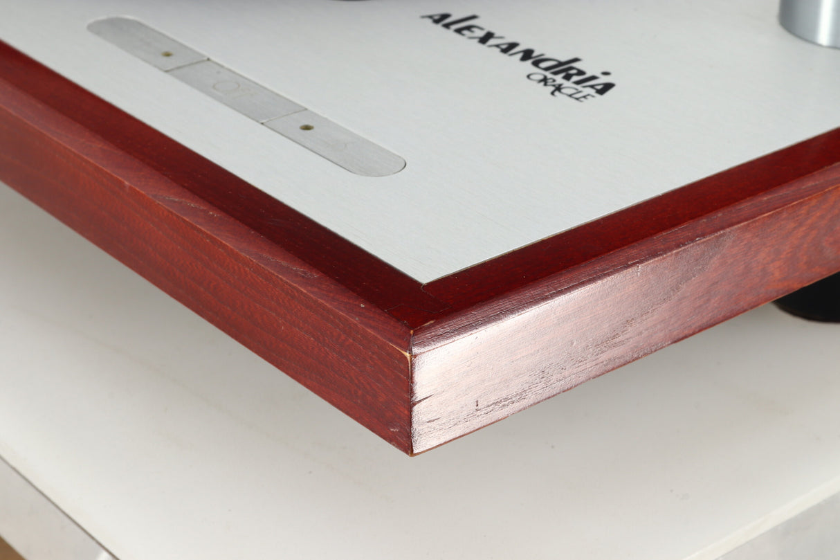 Oracle Alexandria MKII Turntable
