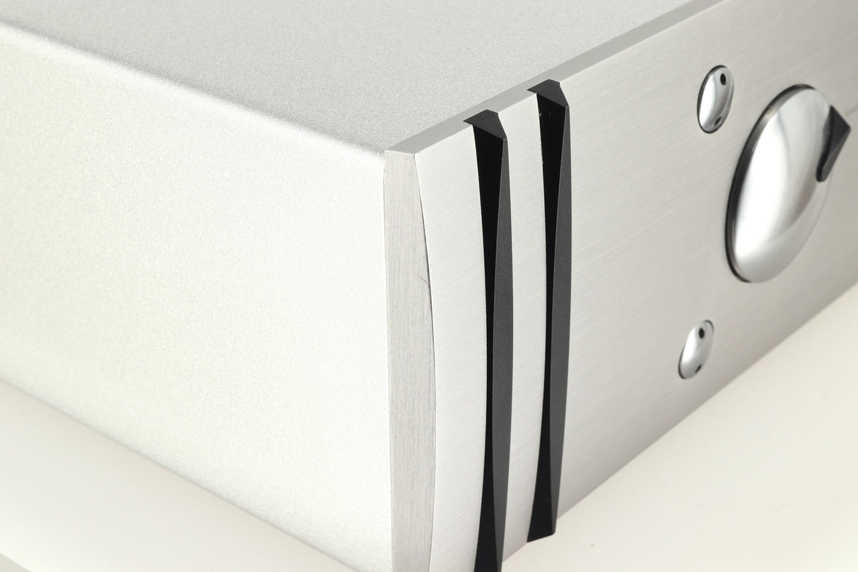 ATC CA2 Pre Amplifier - Silver