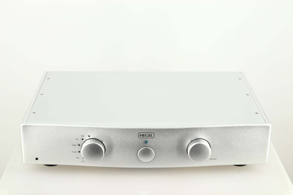 Hegel P20 Pre Amplifier - Silver