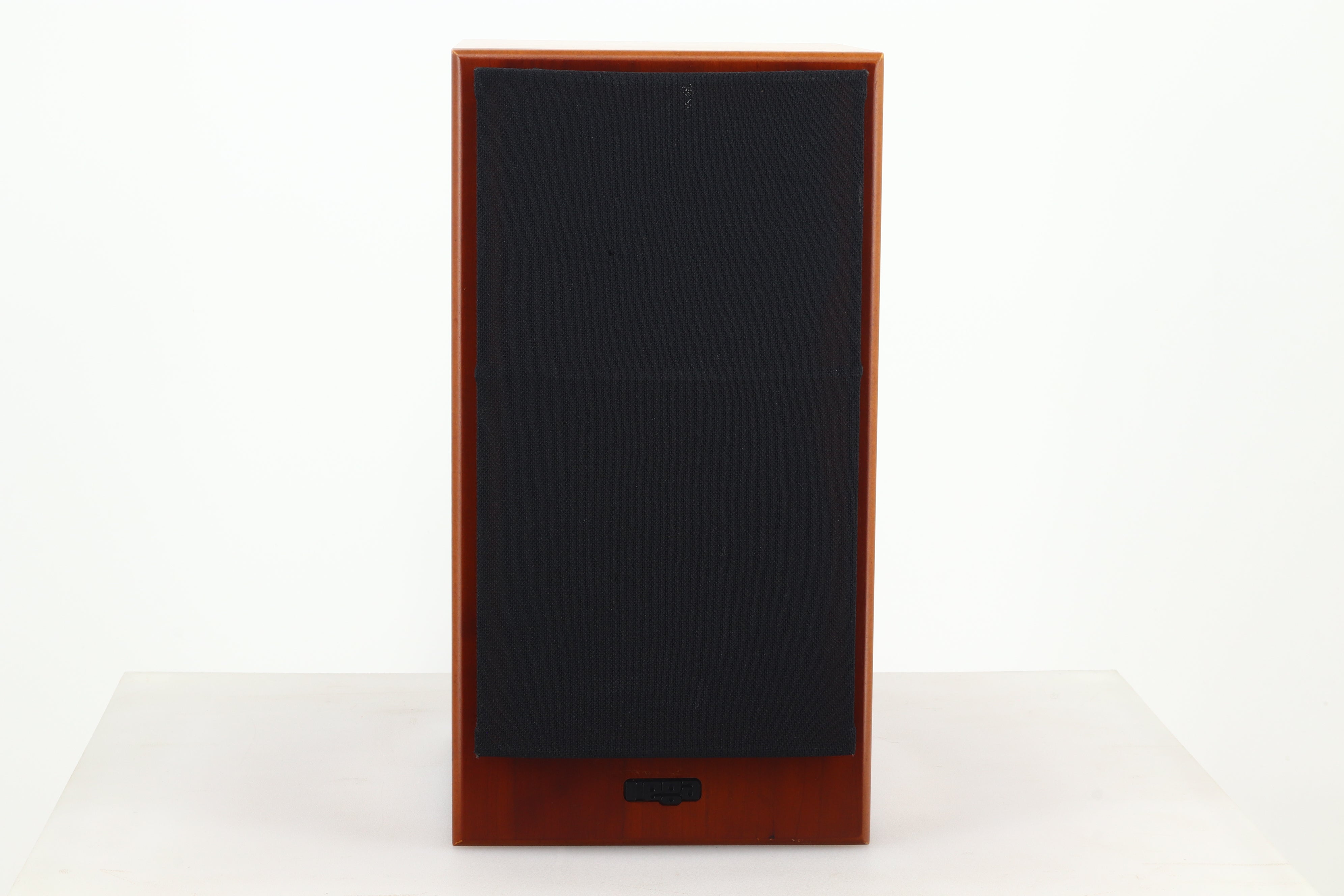 Rega ARA Standmount Speakers - Cherry – 2ndhandhifi.co.uk