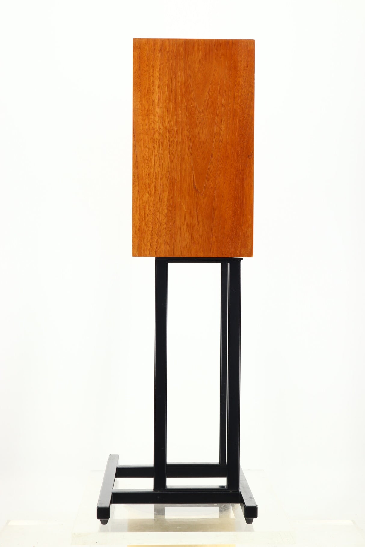 Linn Isobarik Sara Loudspeakers - Cherry & Stands
