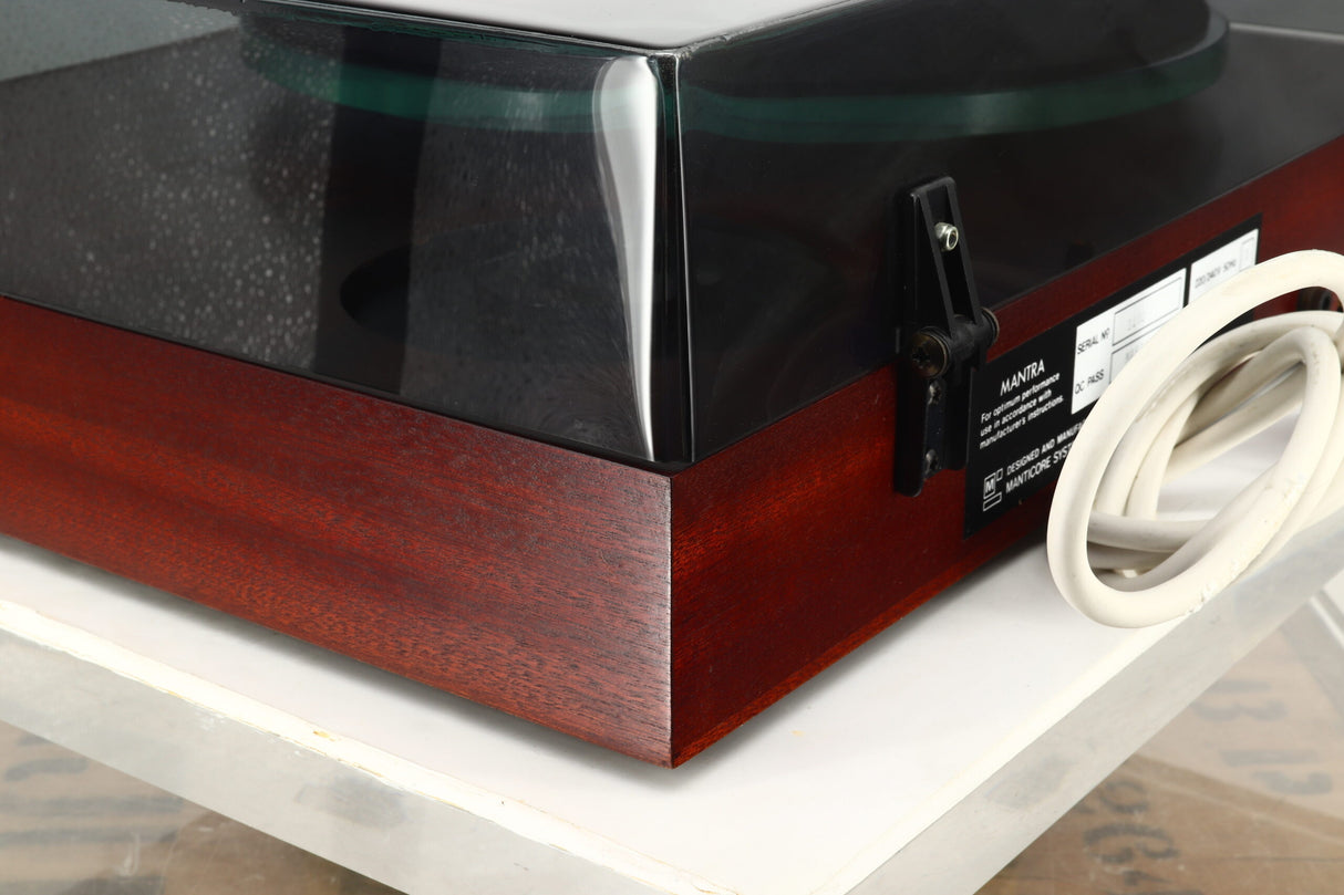 Manticore Mantra Turntable ( No Arm )