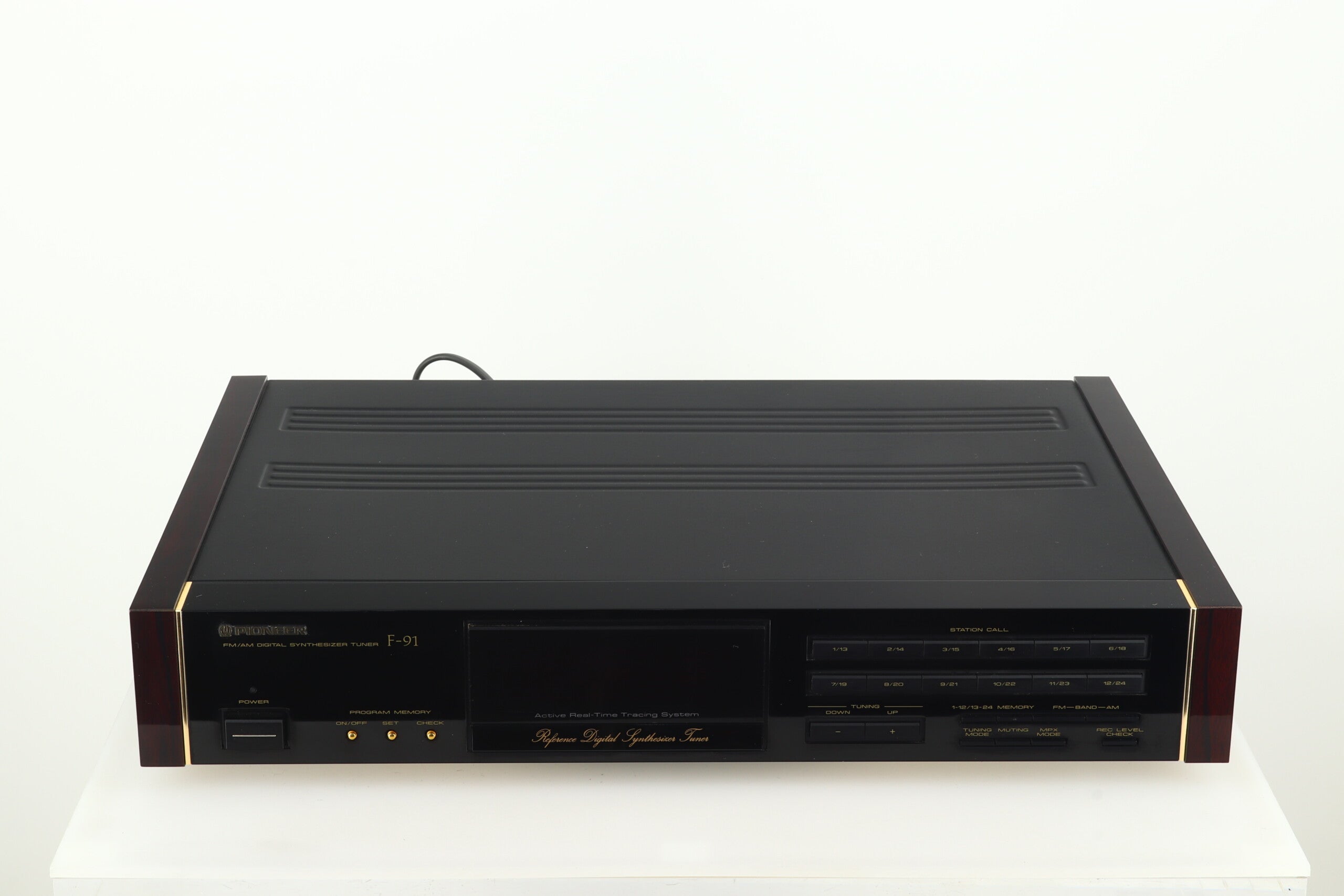 Pioneer F-401L Tuner AM/FM Numérique – Vintage, Quelques Signes D'usage, Son Au Top !