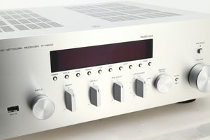 Yamaha R-N602 Network Receiver - Silver