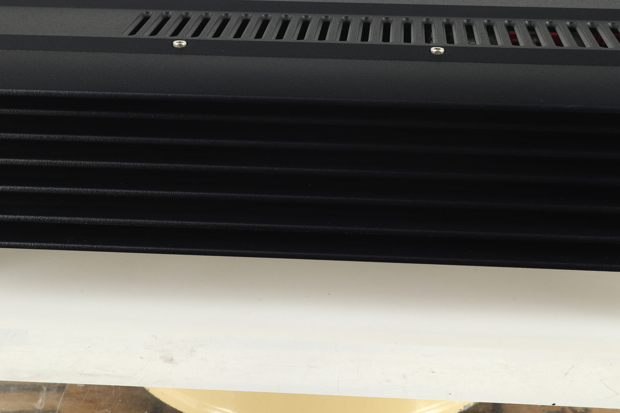 Moon by Sim Audio 600i V2 Integrated Amplifier - Two Tone