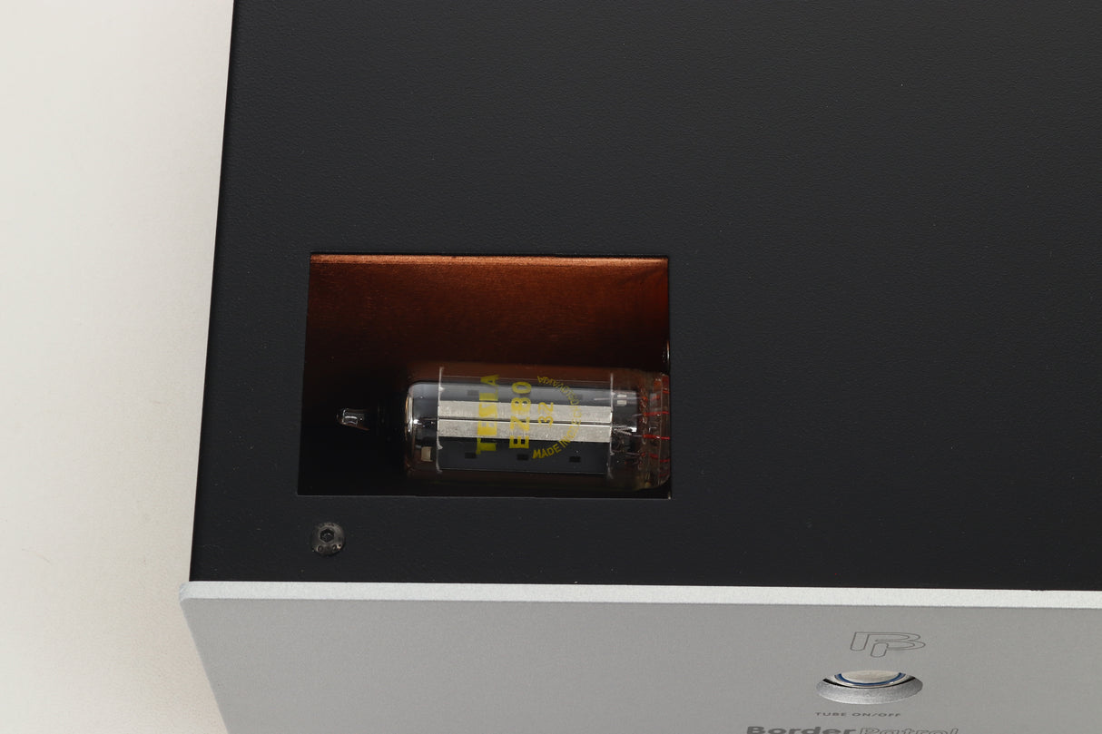 Border Patrol DAC S Digital Analogue Converter - Silver