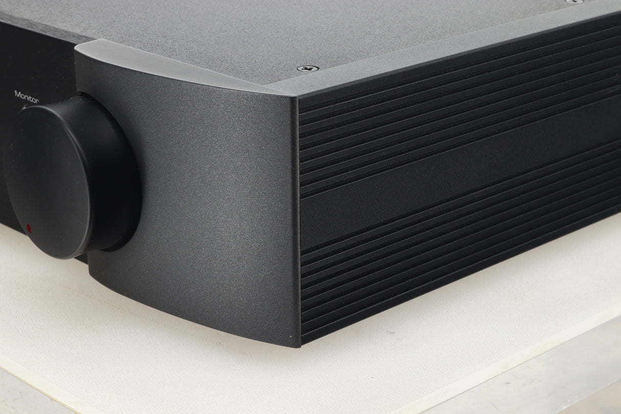 Moon by SimAudio Neo 350P Pre Amplifier - Black