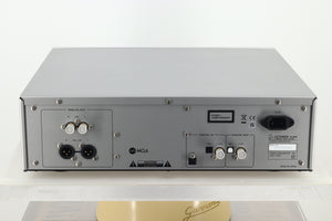 Luxman D-03X CD Player - Aluminium Silver