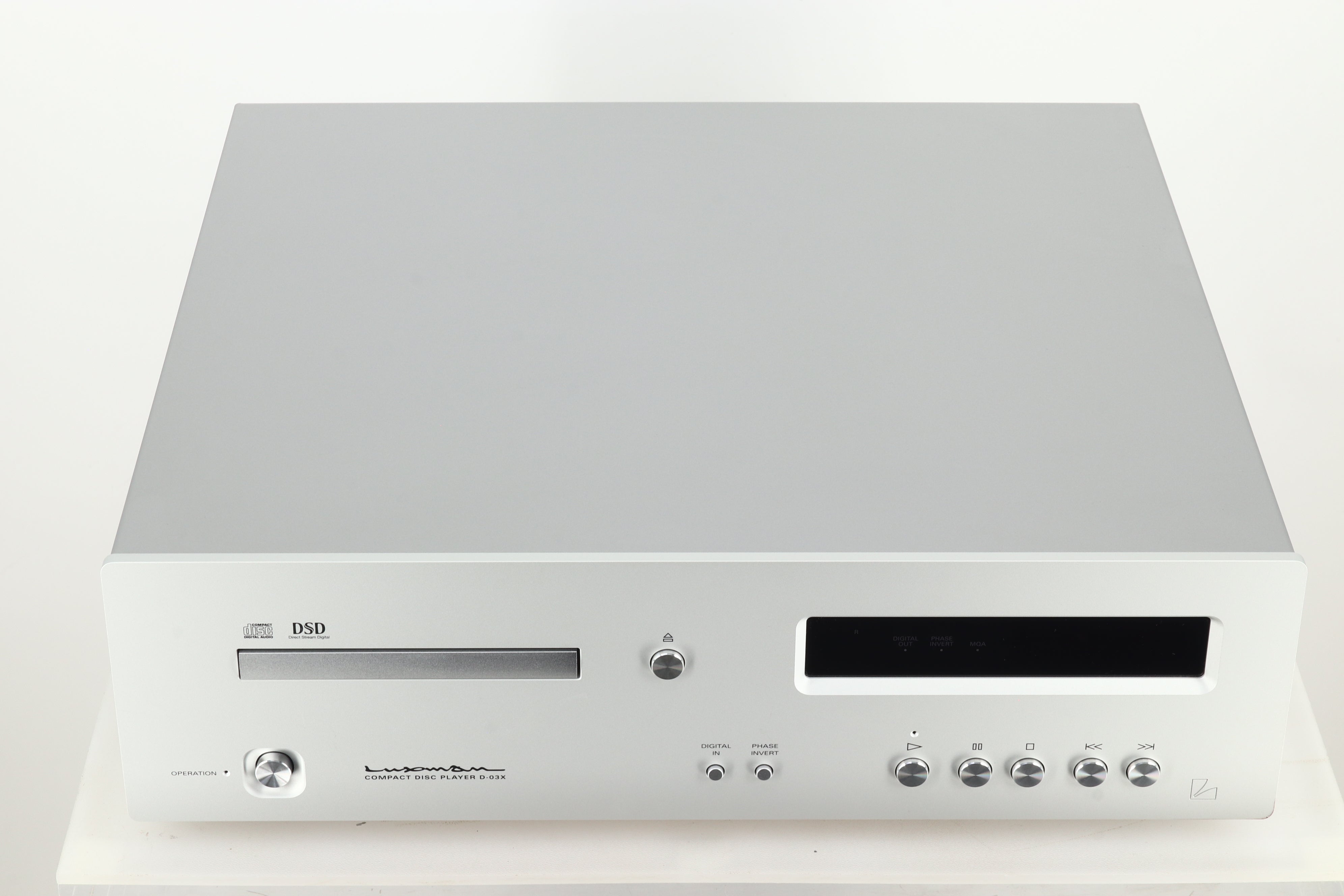 Luxman D-03X CD Player - Aluminium Silver – 2ndhandhifi.co.uk