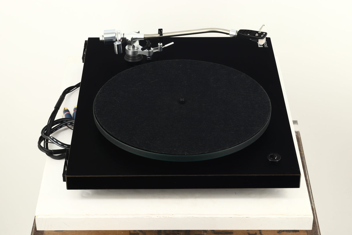 Rega Planar 3 Turntable (with 24V Upgrade)