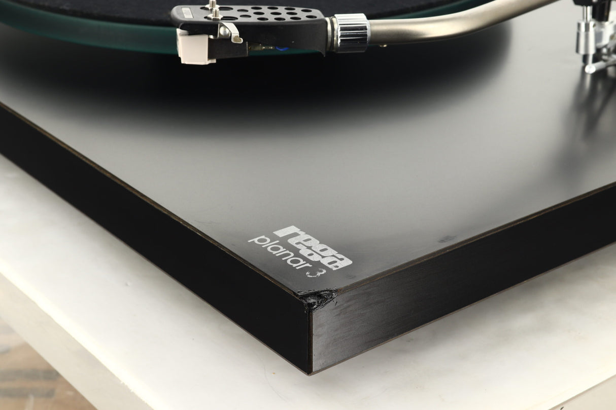 Rega Planar 3 Turntable (with 24V Upgrade)