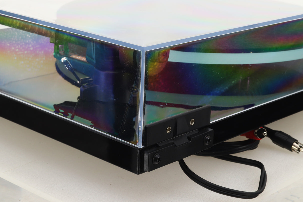 Rega Planar 2 Turntable / Nagaoka MP110 Cartridge - Gloss Black