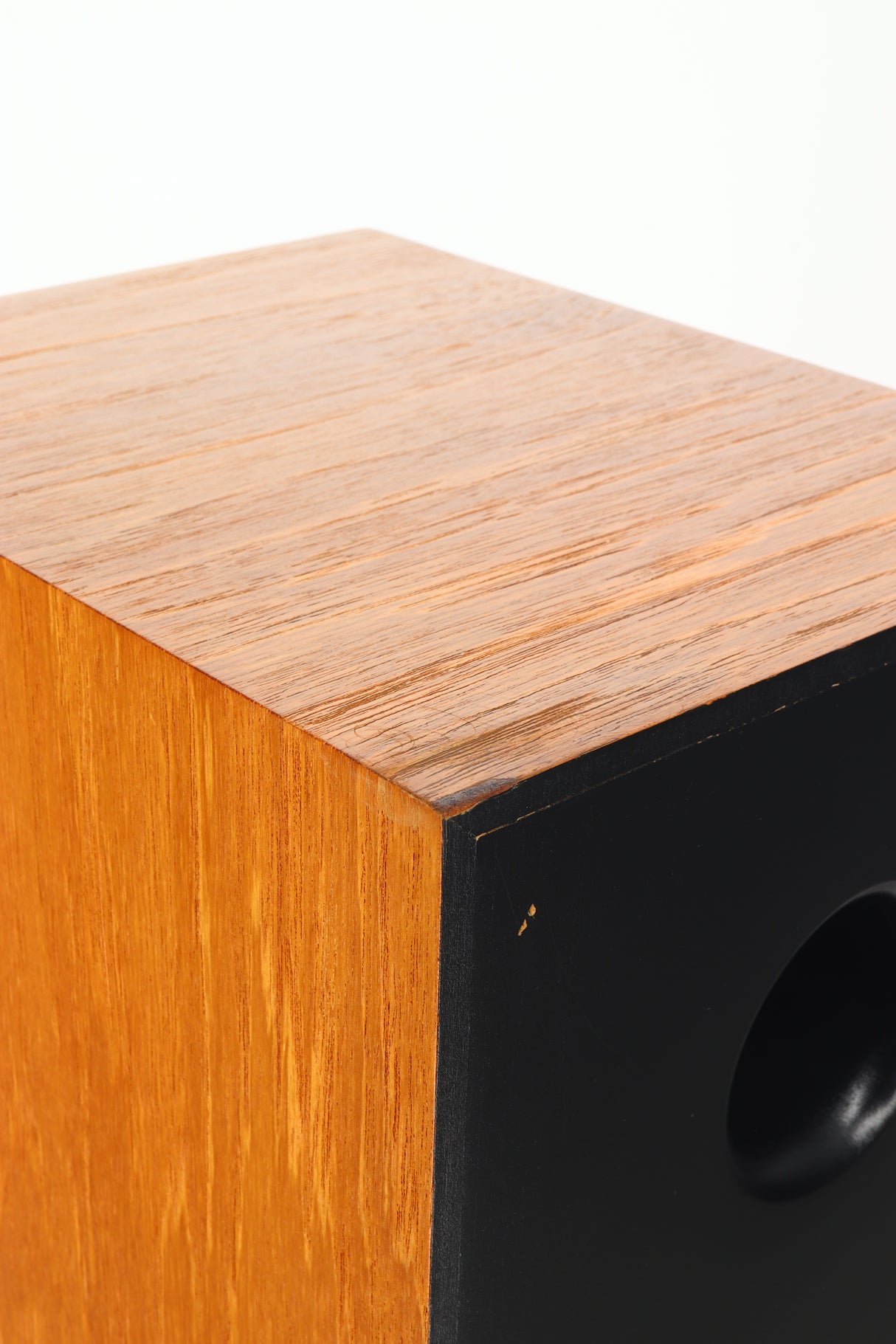 Monitor Audio Studio 20 SE Floorstanding Speakers - Teak